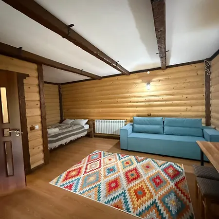 чан-садиба гуцульська пісня ロッジ