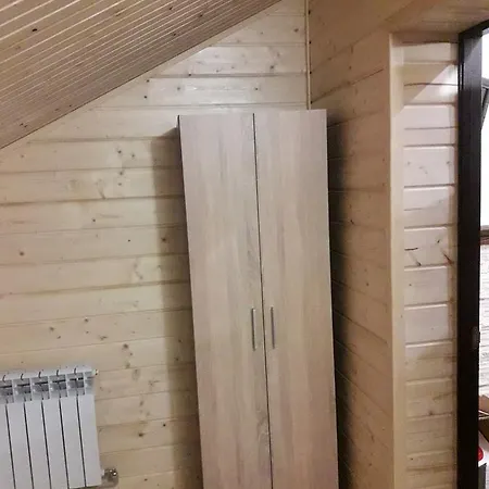 Деревянный коттедж чан-садиба гуцульська пісня